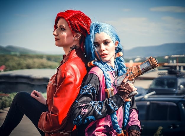 A comparison image showing the comic book version of Harley Quinn next to Margot Robbie's portrayal of the character in the Suicide Squad movie.